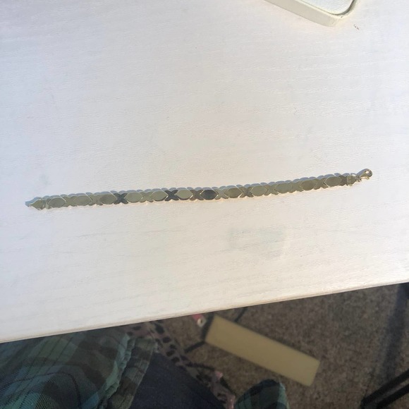 Vintage 90s JcPenney OTC 10K White Gold XO Bracelet & Earrings Set - Picture 11 of 15